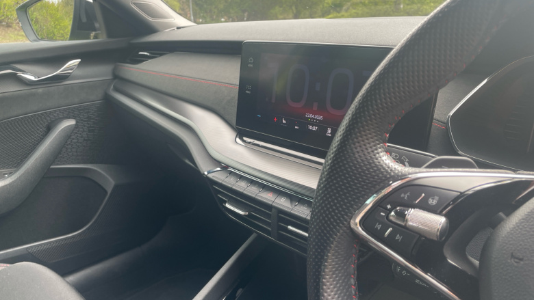 Skoda Octavia 1.4 TSI iV vRS 5dr DSG Estate